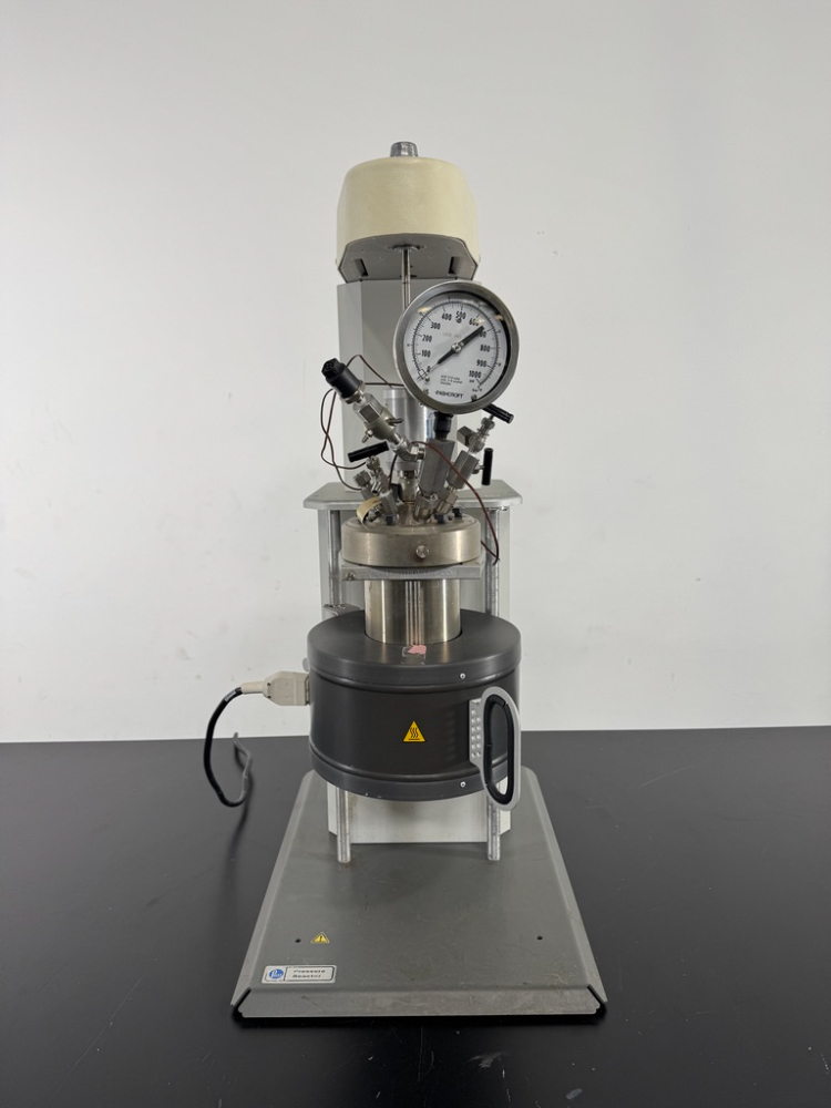 Image of Parr Pressure Benchtop Reactor